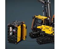 LEGO Technic 42175 Ciężarówka Volvo FMX i koparka EC230 Electric - 1266100 - zdjęcie 11
